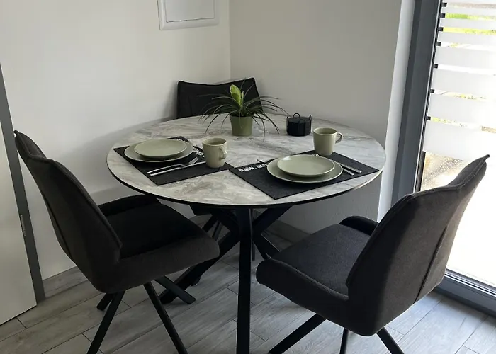 P Und P Deluxe Apartamento Muhr am See