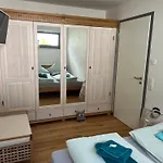P Und P Deluxe Appartamento *